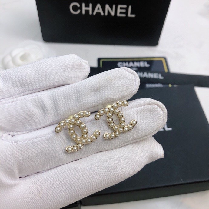 Ch**el earrings